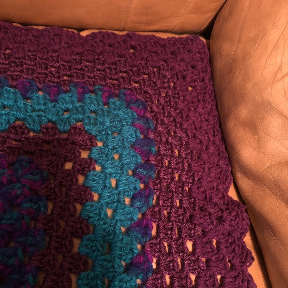 knitted blanket - Picture 3 of 4